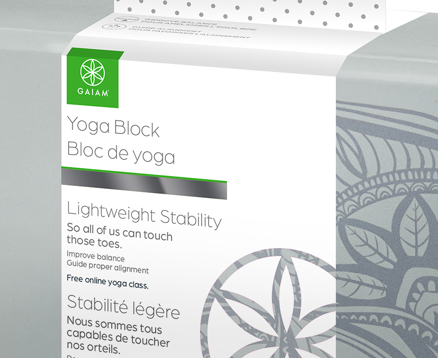 zoom sur étiquette commerciale d'un bloc de yoga